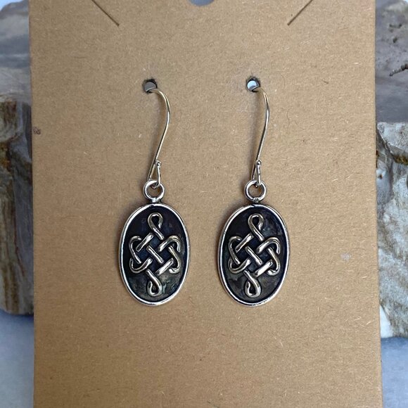 Sterling Silver 925 Signed L.M. Oval Oxidized Celtic Knot Dangle Drop Earrings - Picture 16 of 16